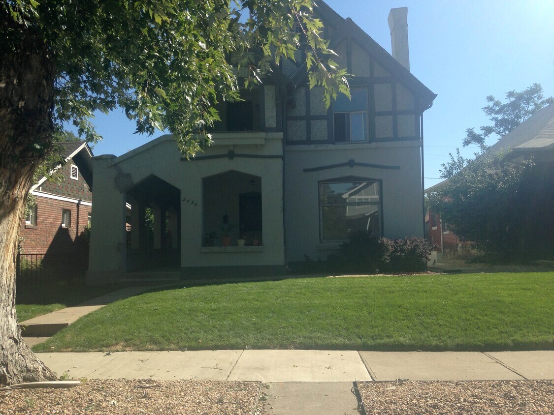 Primary Photo - 2434 N Franklin St