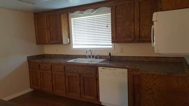 Foto del edificio - 1610 Maple Street