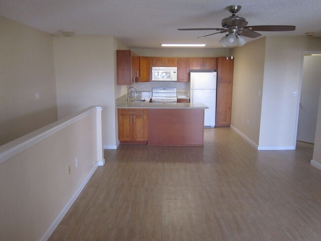 Building Photo - Kulana Knolls 1Bed 1 Bath