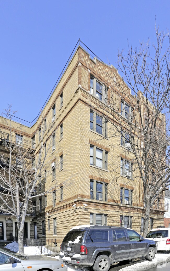 Building Photo - 36-52 35th St