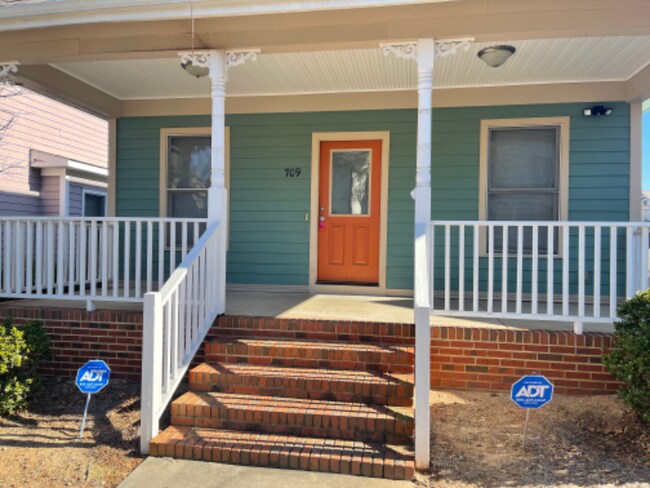 Foto del edificio - 709 Integrity Oaks Dr