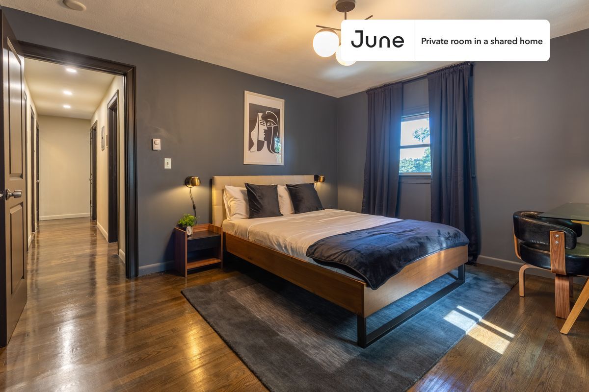 Room in Shared 6 bed/4 bath home - Room in Shared 6 bed/4 bath home