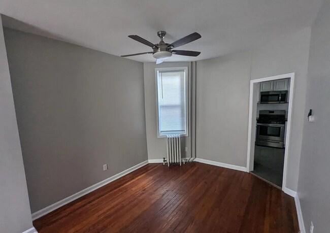 Building Photo - Bright & Spacious 3-Bedroom Home in the Heart of Port Richmond — Accepting ALL PHA voucher holders