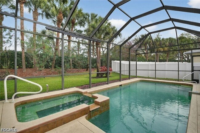 Foto del edificio - 11801 Pine Timber Ln