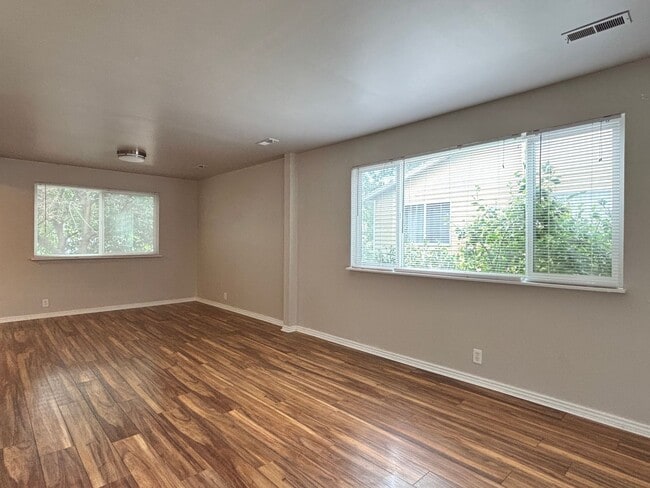 Building Photo - 7942 Chadbourne Dr