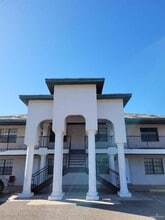 Building Photo - 1612 Orange Ave