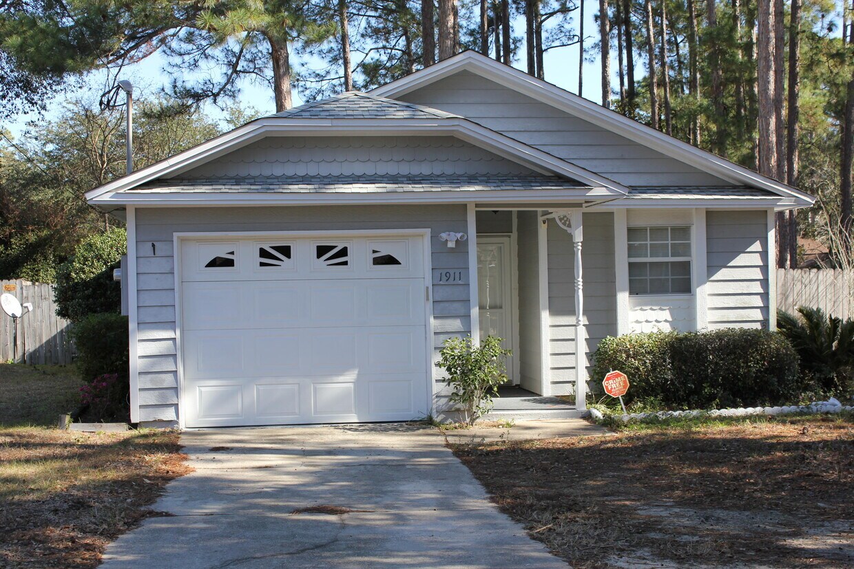 1911 Quince Ave, Niceville, FL 32578 House Rental in Niceville, FL
