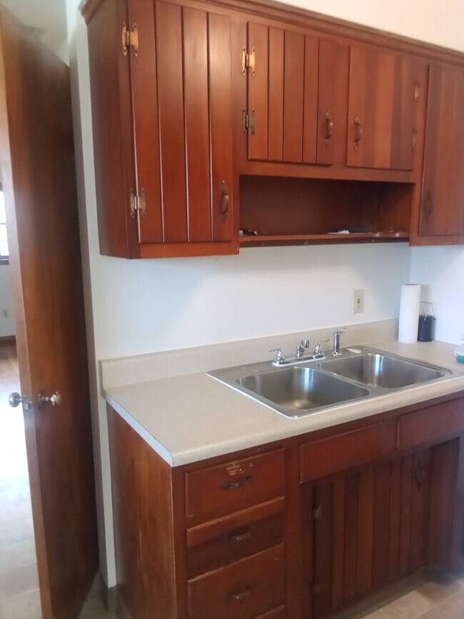 Foto del edificio - 4902 Dunsmore Ave