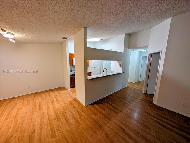 Building Photo - 10630 SW 157th Ct