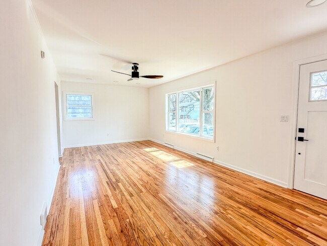 Foto del edificio - 52 Dewey St