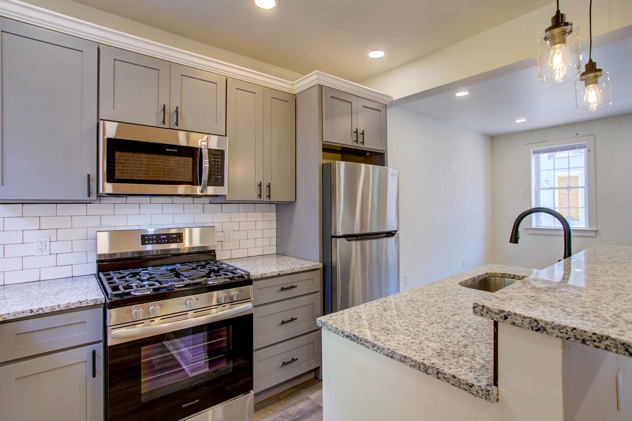 Foto principal - 628 Lake St
