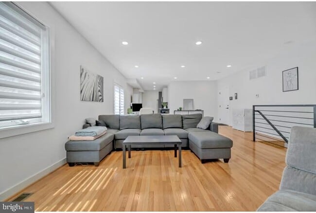 Foto del edificio - 1416 22nd St SE