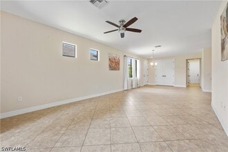Building Photo - 8010 Helena Ct