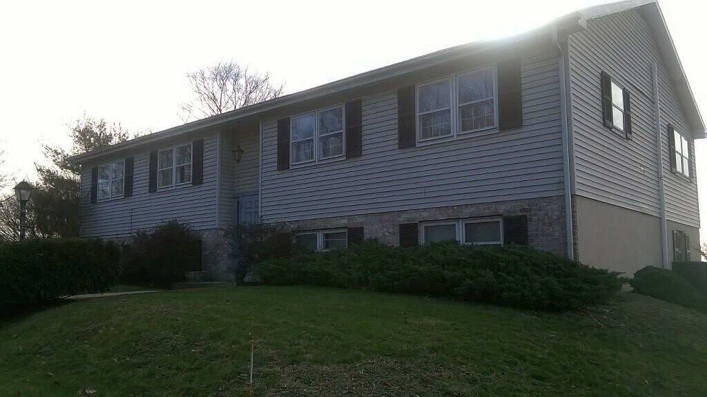 712 Amosite Rd, Elizabethtown, PA 17022 Apartments in Elizabethtown