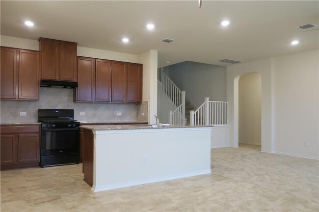 Foto del edificio - 1313 Arbor Acres Loop
