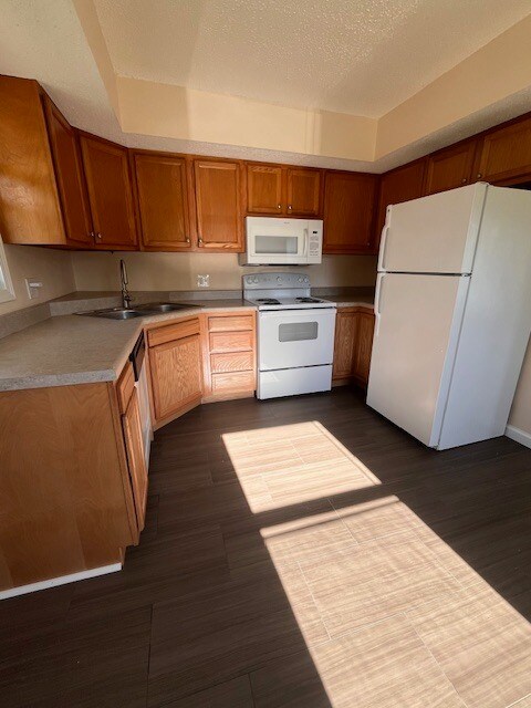 Kitchen - 1322 N Rutledge St