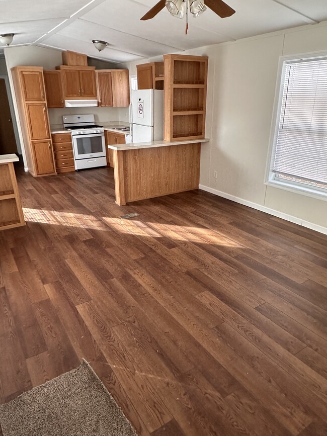 Building Photo - 5 Jacob Dr