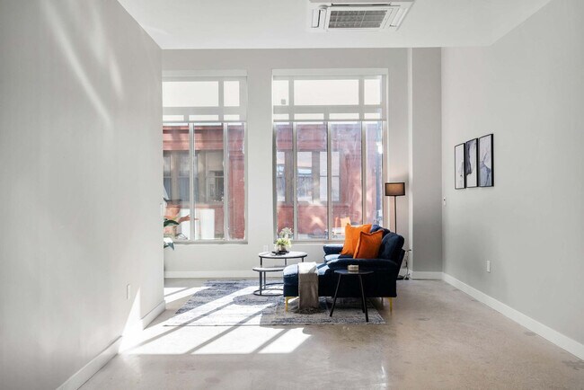 Foto del edificio - 205 W 4th St