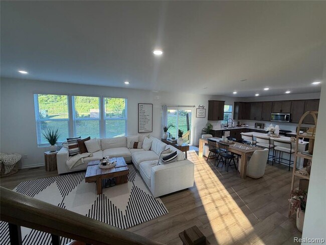 Foto del edificio - 4881 Marquette Dr