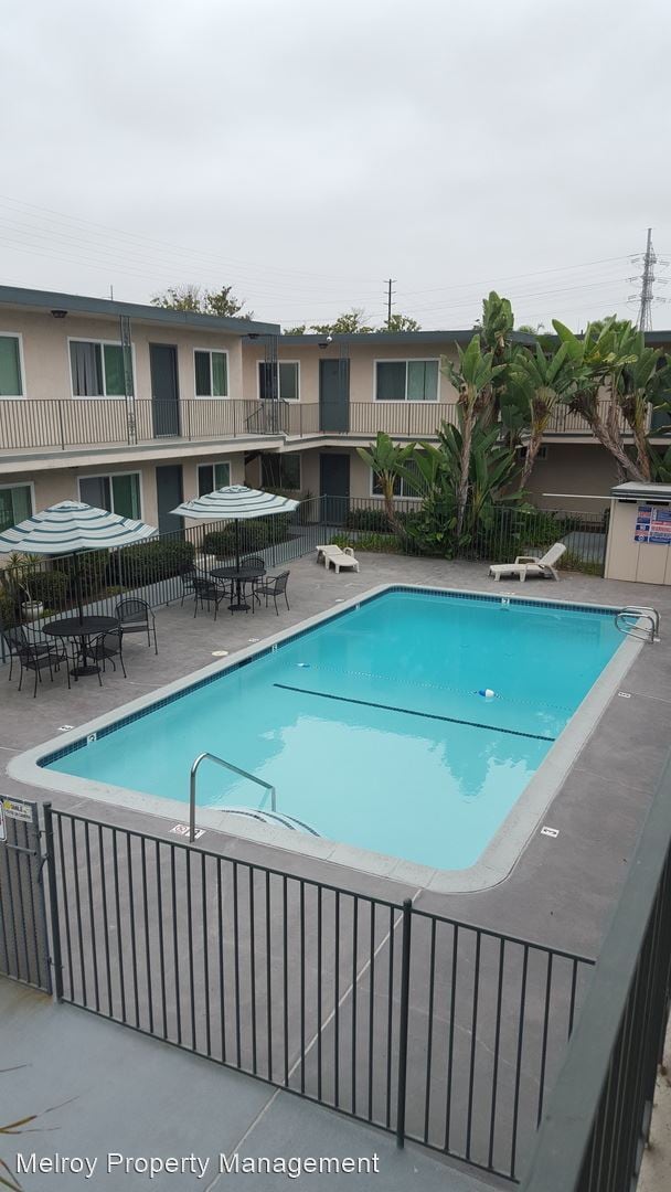 Building Photo - 210 Quintard St