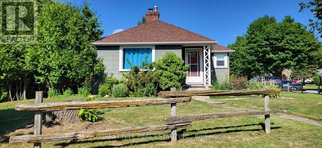 Building Photo - 61 Roxborough Rd
