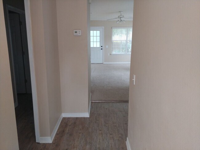 Foto del edificio - 2441 Spyglass Cir