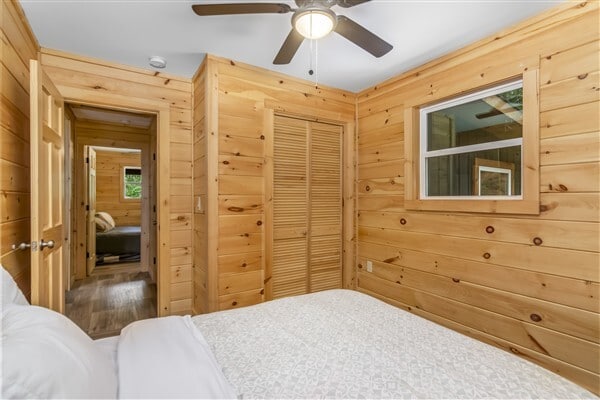 Foto del edificio - 1519 Tipton Springs Rd