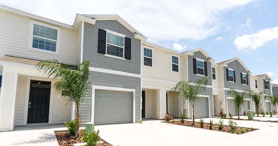 Foto principal - Enclave at Tara Greens Townhomes