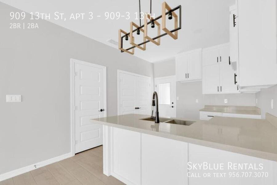 Foto del edificio - 909 E 13th St