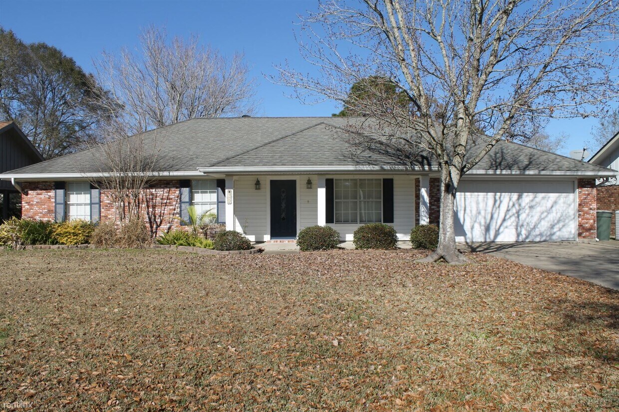 Primary Photo - 3 br, 2 bath House - 124 Vanessa Ave