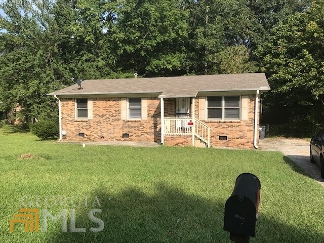 Primary Photo - 300 Cedar Wood Ct SW