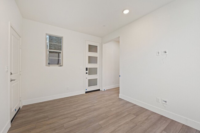 Foto del edificio - Single Story 1 Bedroom & 1 Car Garage