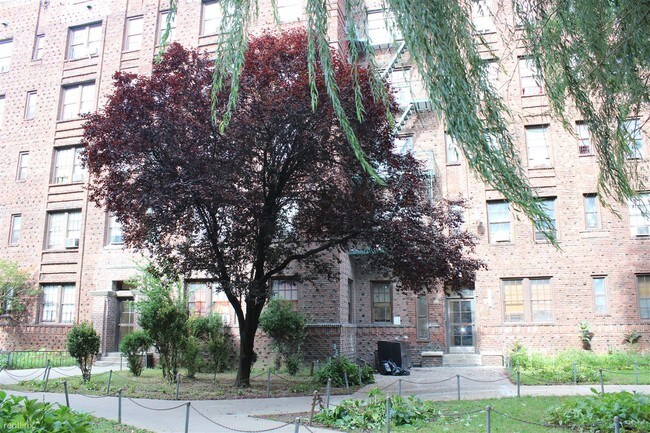 Building Photo - 2859 Barker Ave