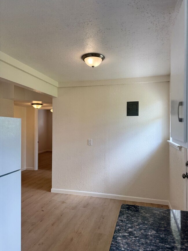 Foto del edificio - 2412 E St Vrain St