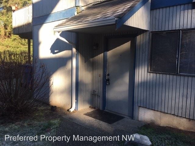 Building Photo - 12722 51st Ave NE