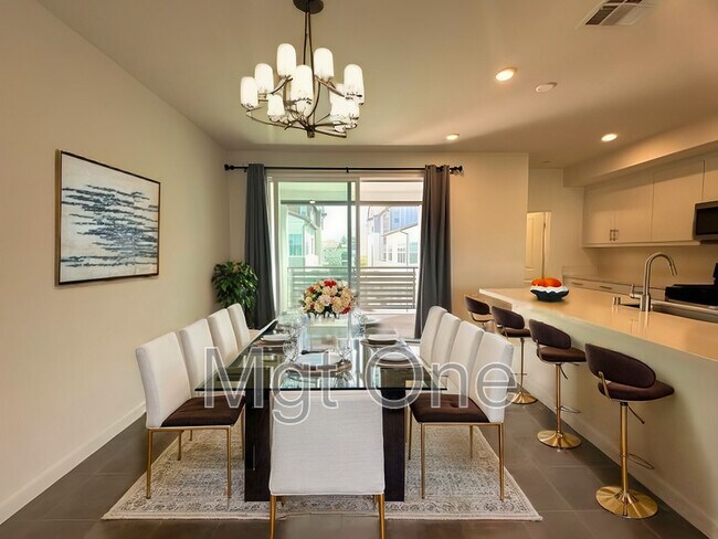 Building Photo - 9528 Wellspring Pl