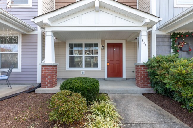 Foto del edificio - Charming 2 Bed, 2 Bath Townhouse in Mt. Ju...