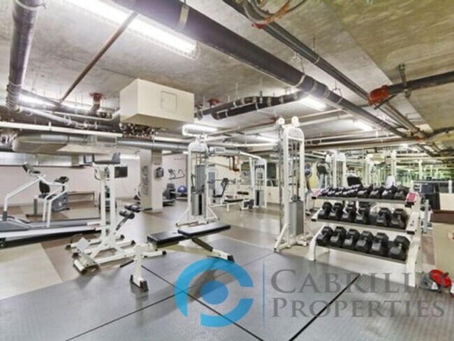 Foto del edificio - 1150 J St