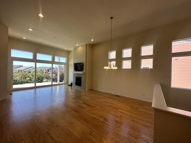 Building Photo - Modern 4-Bed Ranch in Erie with 13-Ft Ceil...