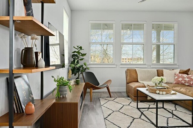 Building Photo - 7318 Harmony Shoals Bnd