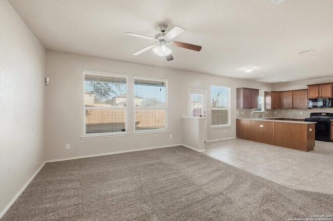 Foto del edificio - 11647 Zinnia Fields