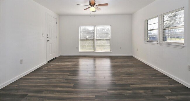 Foto del edificio - 522 E Jefferson St