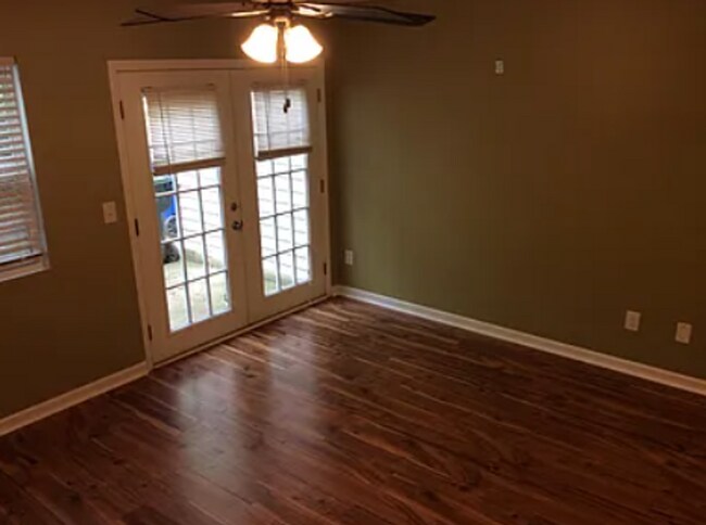 Building Photo - 2-Bedroom Townhome in North Raleigh – Available March 15th