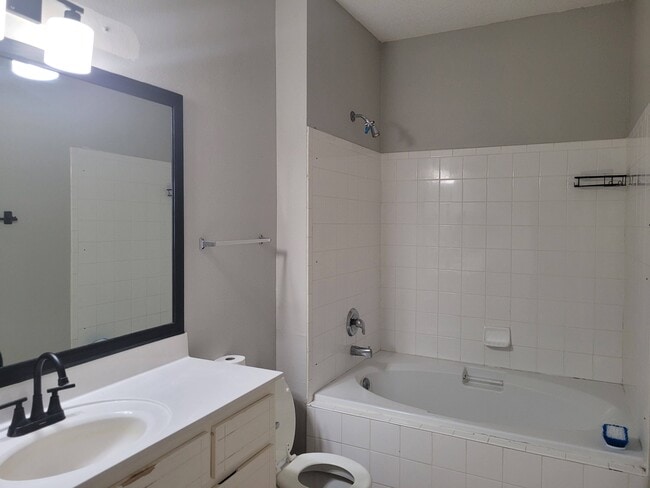 Photo - 1672 Corey Wood Cir House