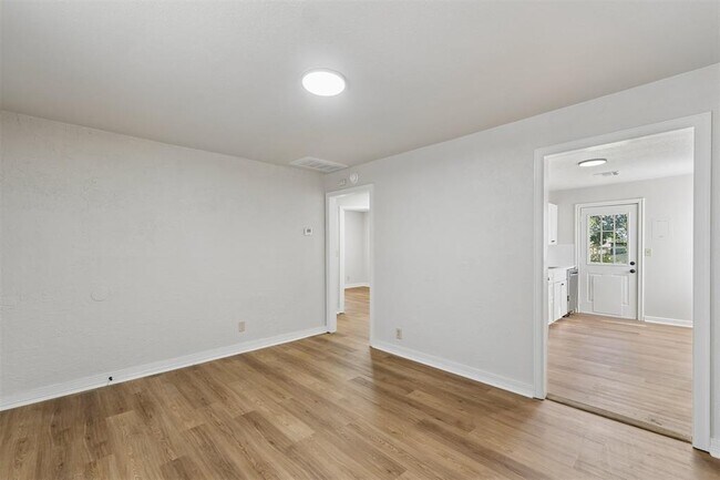 Foto del edificio - 912 SW 48th St