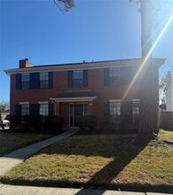 Building Photo - 818 Noble Springs Rd