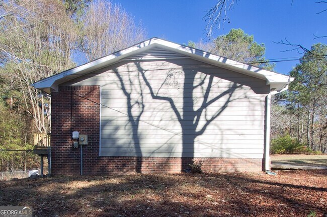 Foto del edificio - 2420 Green Rd