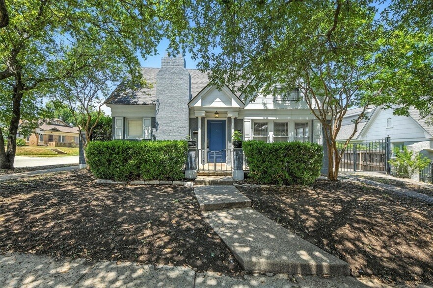Foto principal - 4036 Dexter Ave