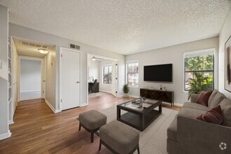 Building Photo - Country Club West