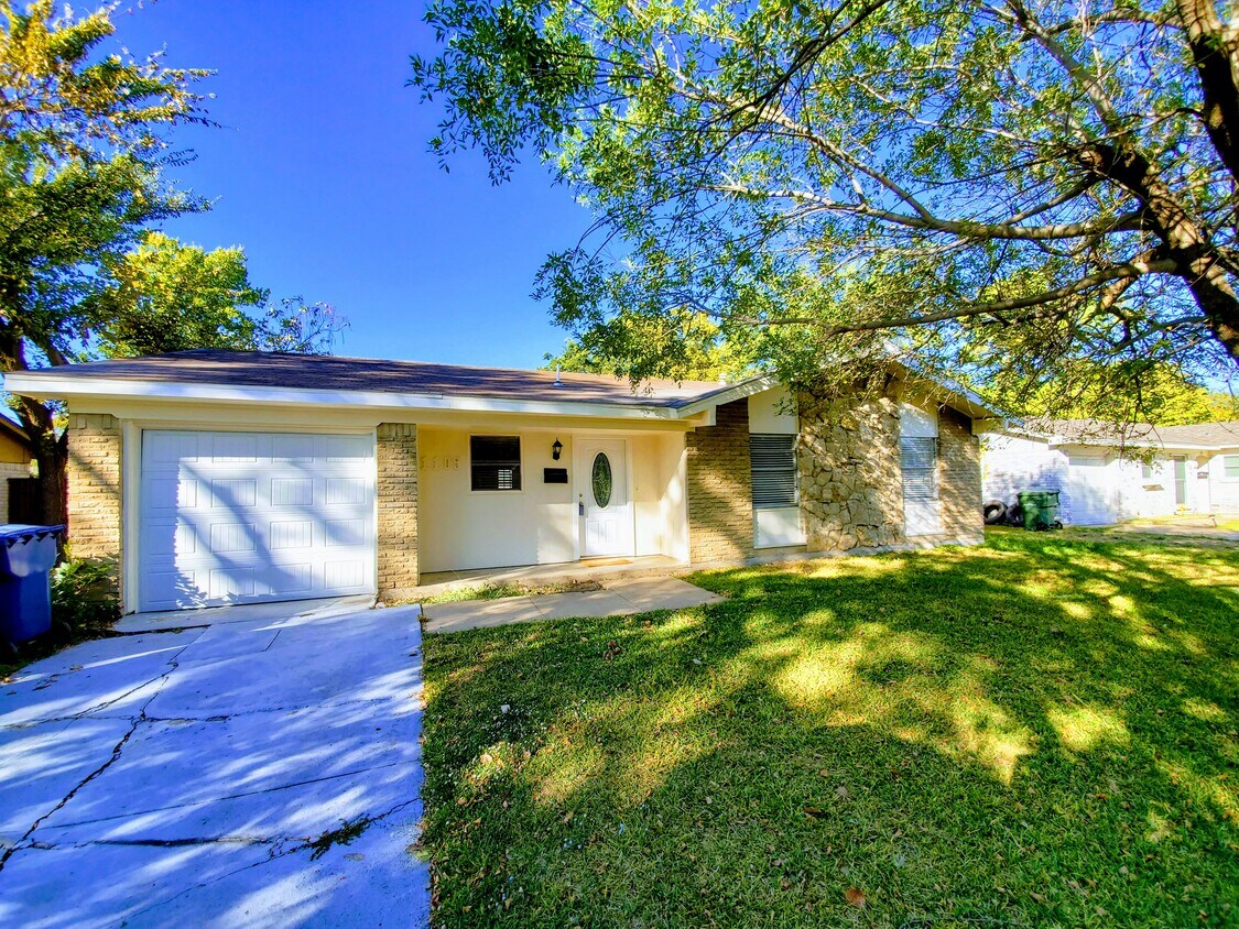 1109 Quebec Dr, Garland, TX 75040 House Rental in Garland, TX